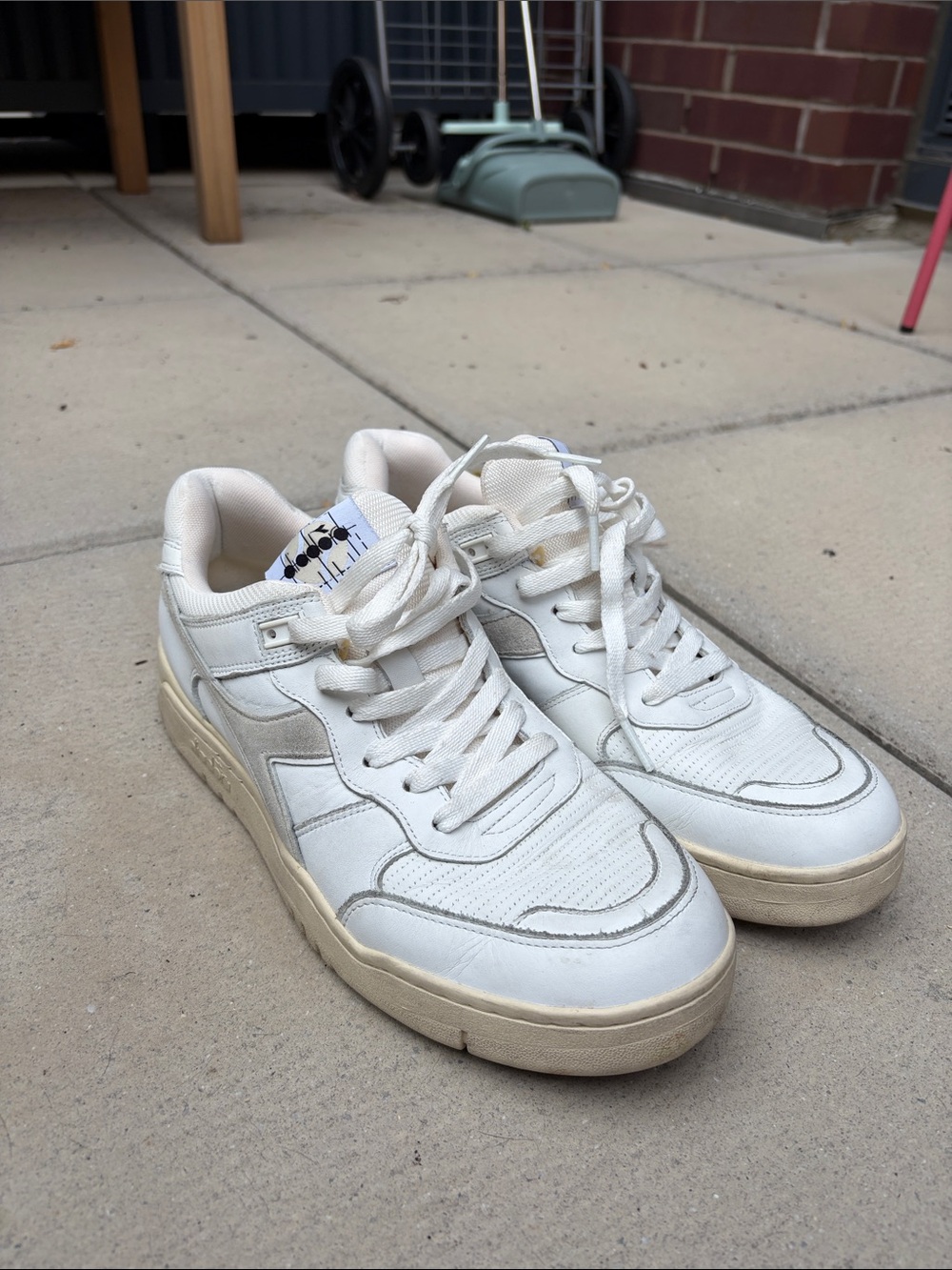 Diadora Off-White/Tan Low-Top Sneakers
